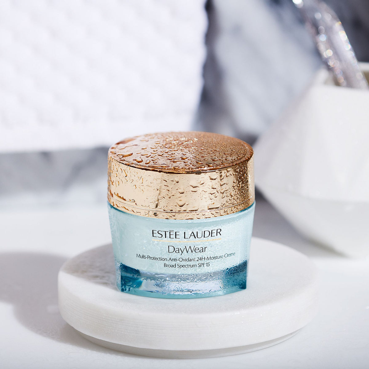 Estée Lauder DayWear Anti - Oxidant Cream SPF15 Normal/Combination 50 ml - Avoriell