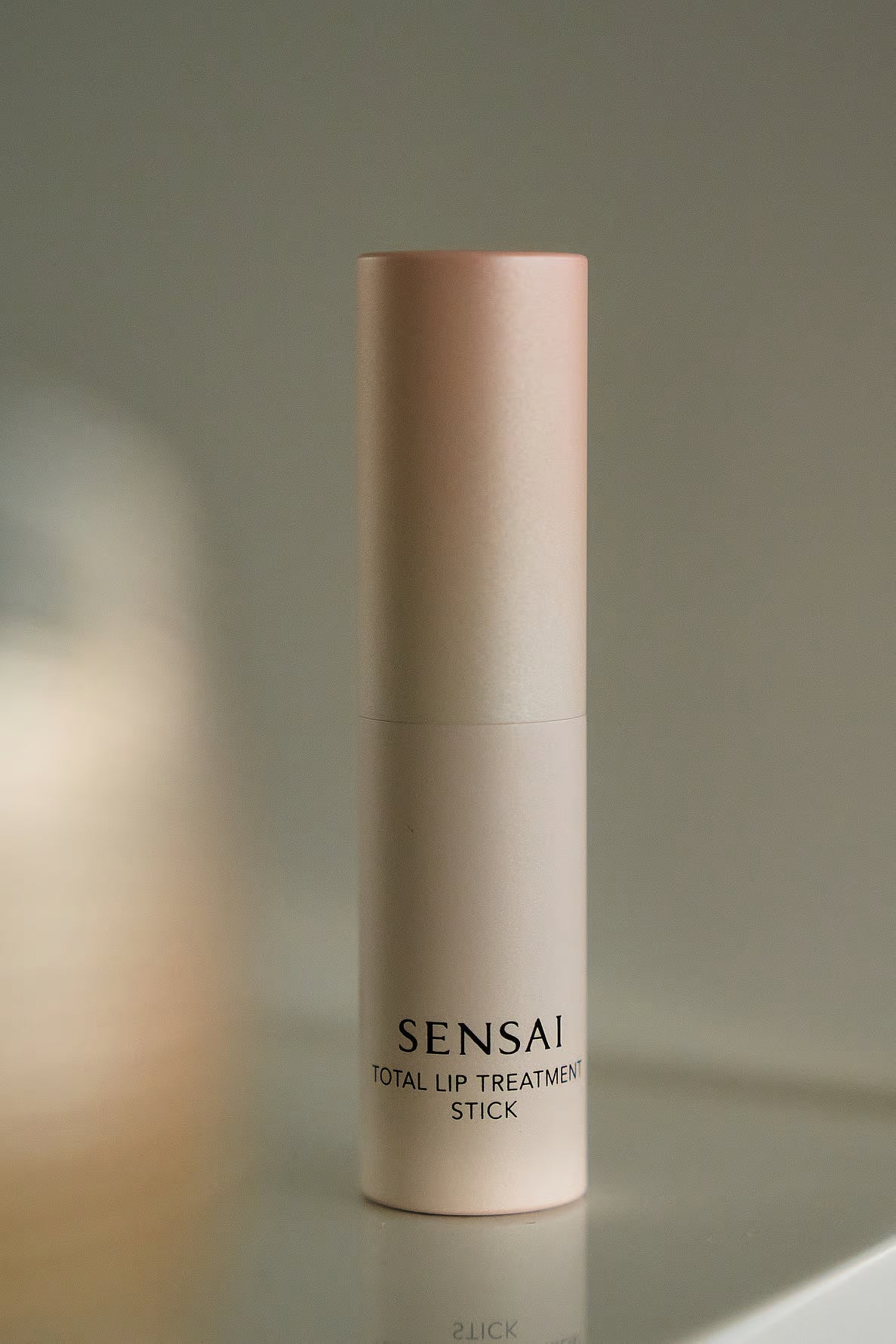Sensai Total Lip Treatment Stick - Avoriell