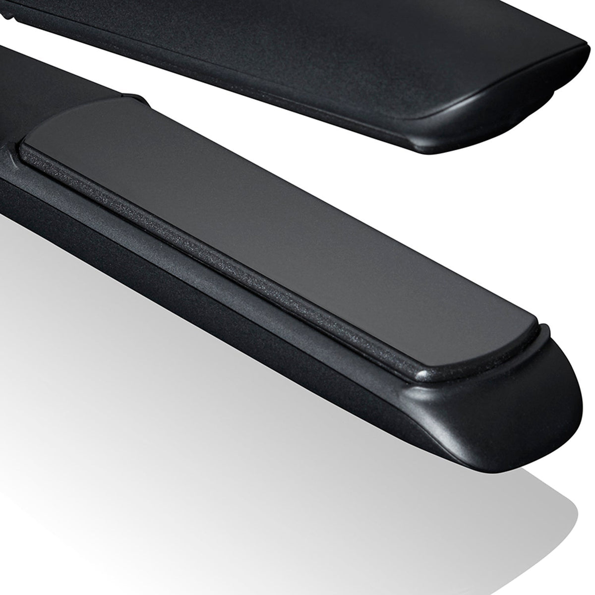 ghd Platinum + Hair Straightener